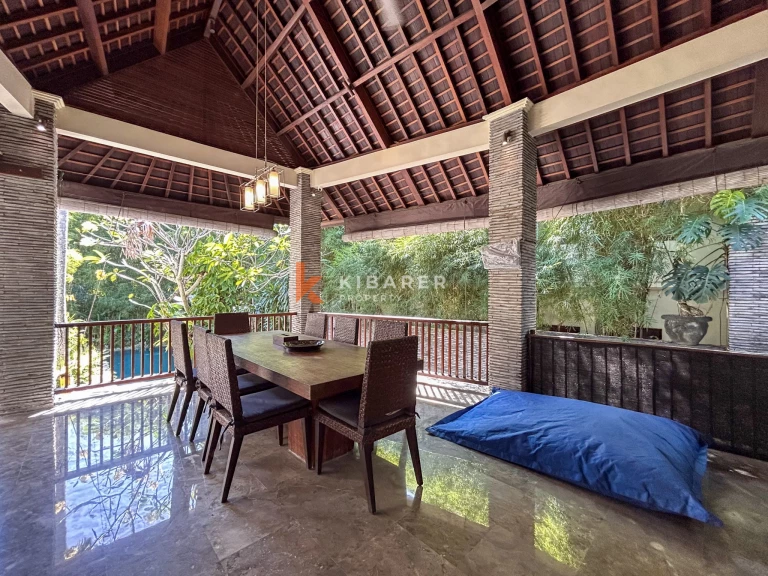 Elegant Four-Bedroom Tropical Oasis with Lush Garden and Private Pool in Umalas