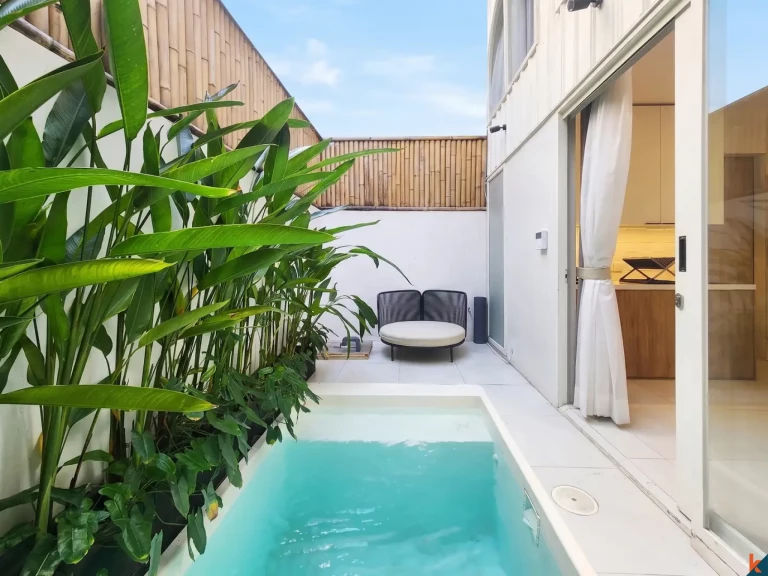One bedroom loft style leasehold property in fashionable Bingin area