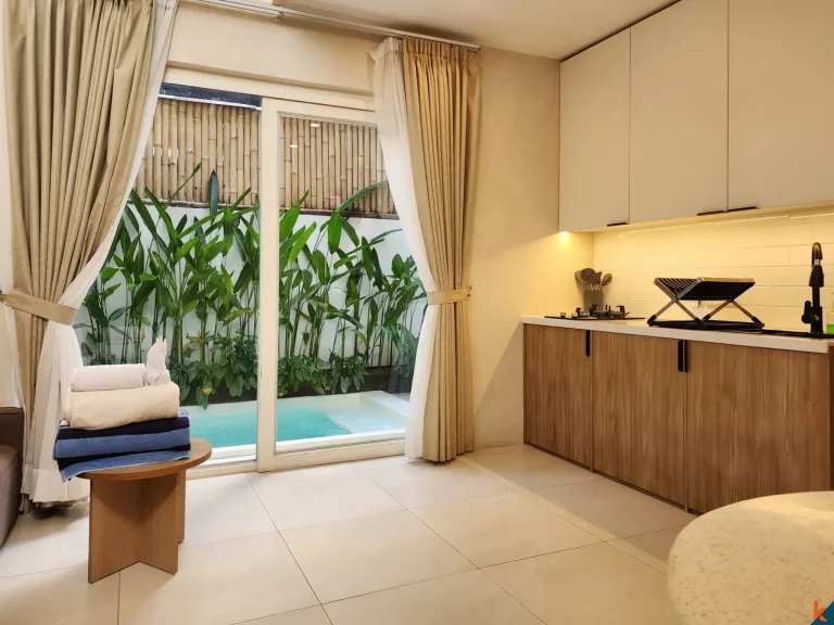 One bedroom loft style leasehold property in fashionable Bingin area