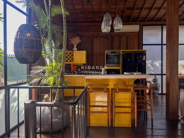 Elegant Two-Level Tropical Villa with Private Pool in SesehElegant Two-Level Tropical Villa with Private Pool in Seseh