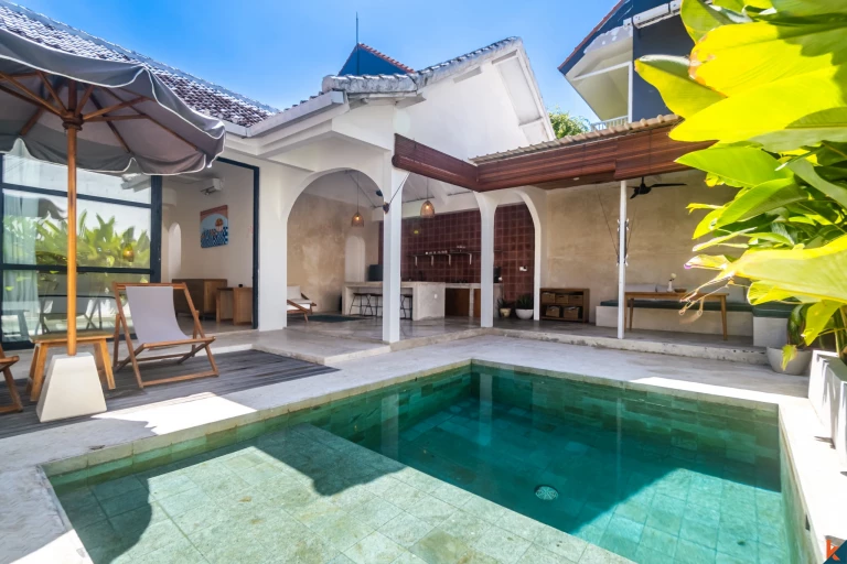 Vila 2 Kamar Tidur Bergaya dengan Kolam Renang Pribadi di Tibubeneng