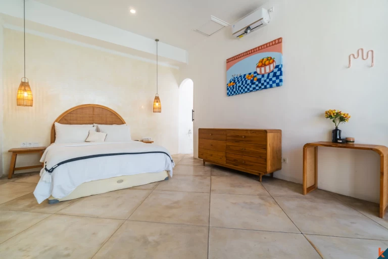 Vila 2 Kamar Tidur Bergaya dengan Kolam Renang Pribadi di Tibubeneng