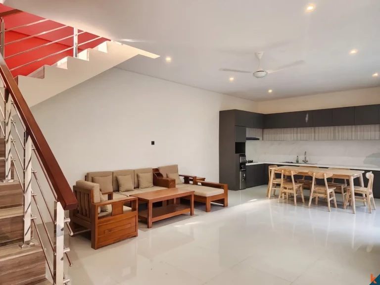 New Freehold Three Bedrooms Townhouse for Sale in Residential Area of Munggu