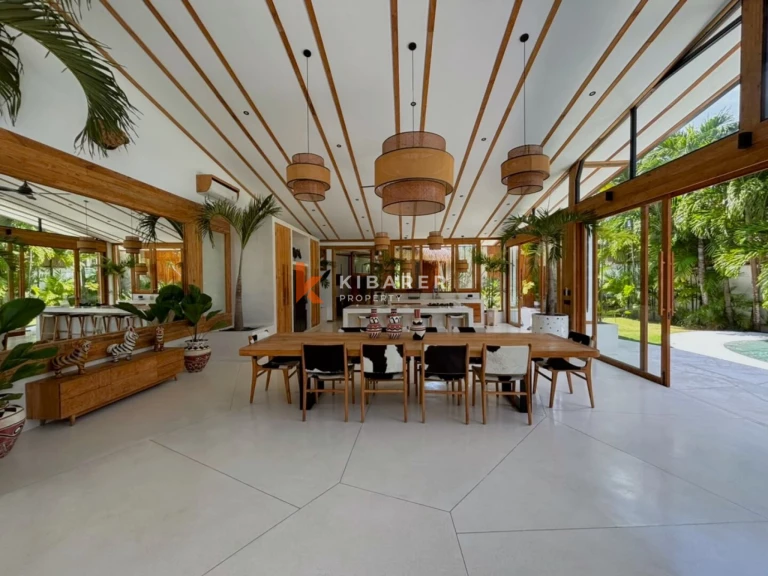 An Exceptional Five Bedroom Luxury Villa in the Heart of Bumbak - Umalas