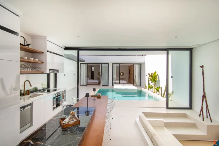 Vila Sewa Dua Kamar Tidur Elegan yang Baru di Lokasi Utama Sanur