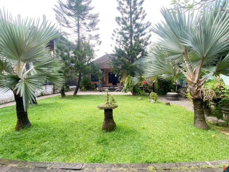 Rare terrain en pleine propriété dans le quartier central de Batu Bolong
