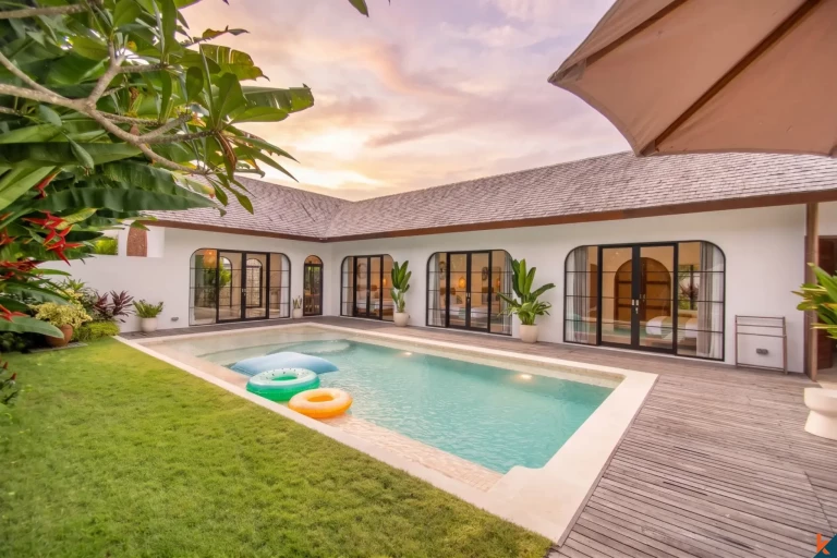 Vila indah dengan tiga kamar tidur hak sewa dijual di Uluwatu