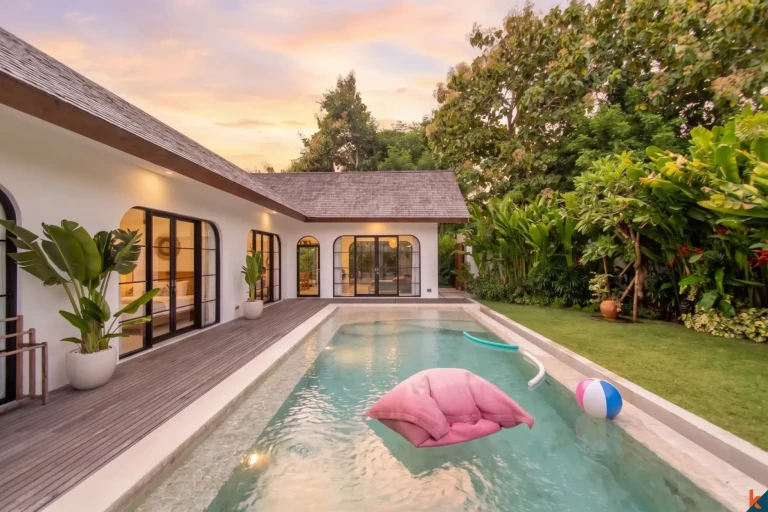 Properti tiga kamar tidur hak milik yang menawan untuk dijual di Uluwatu