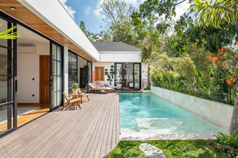 Elegant Three-Bedroom Villa in the Heart of Pecatu