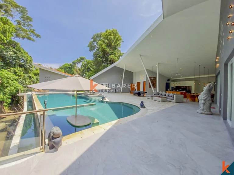 Charming Modern Four Bedrooms Villa for Rent in Umalas