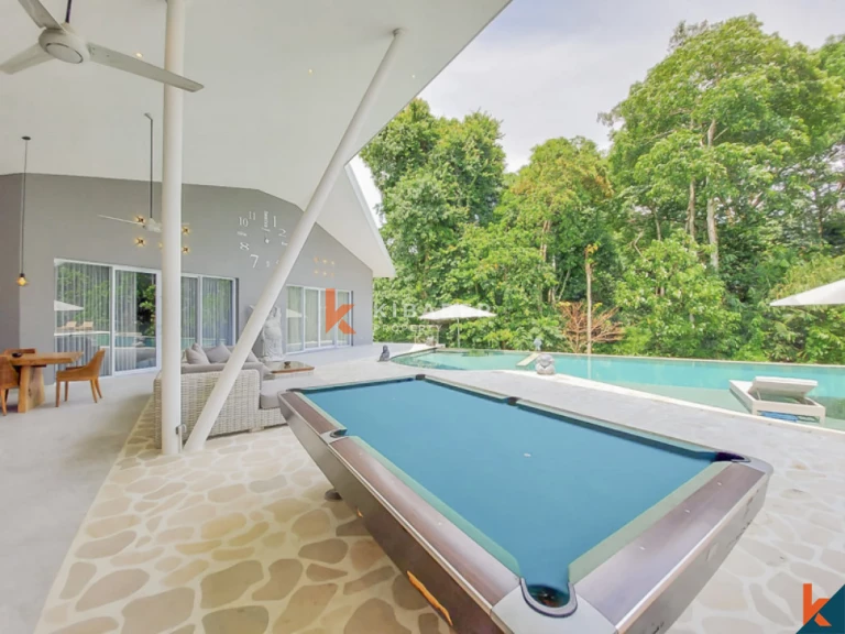Charming Modern Four Bedrooms Villa for Rent in Umalas