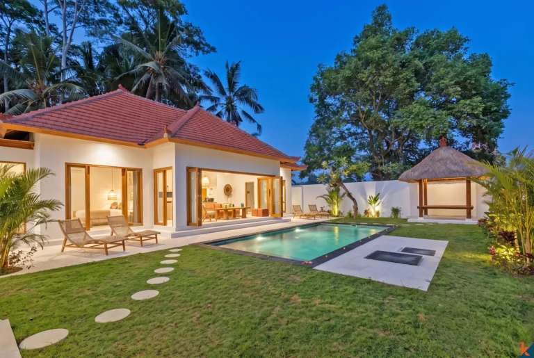 Vila sewa tiga kamar tidur yang indah dengan pengaruh tradisional di Ubud - Lodtunduh