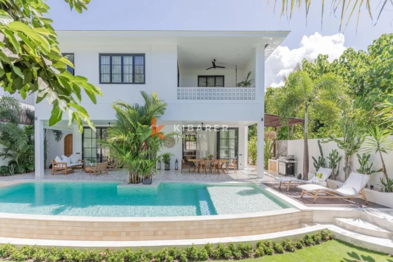 Beautiful Bright Four Bedroom Luxury Villa Minutes from Nyang Nyang Beach