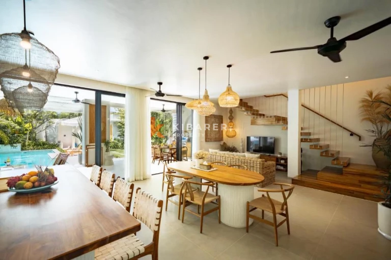 White Bright Luxe Three-Bedroom Villa in Nyang-Nyang, Uluwatu