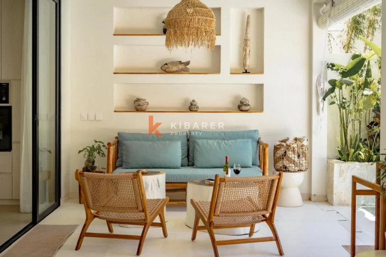 White Bright Luxe Three-Bedroom Villa in Nyang-Nyang, Uluwatu