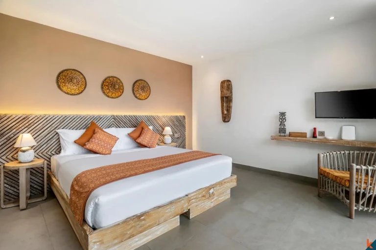 Vila mewah lima kamar tidur dengan hak sewa yang menghadap ke hutan di Ubud