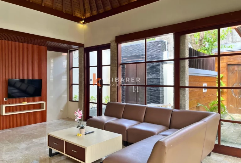 Refuge tropical à Batu Belig – Villa de 3 chambres avec piscine et jacuzzi