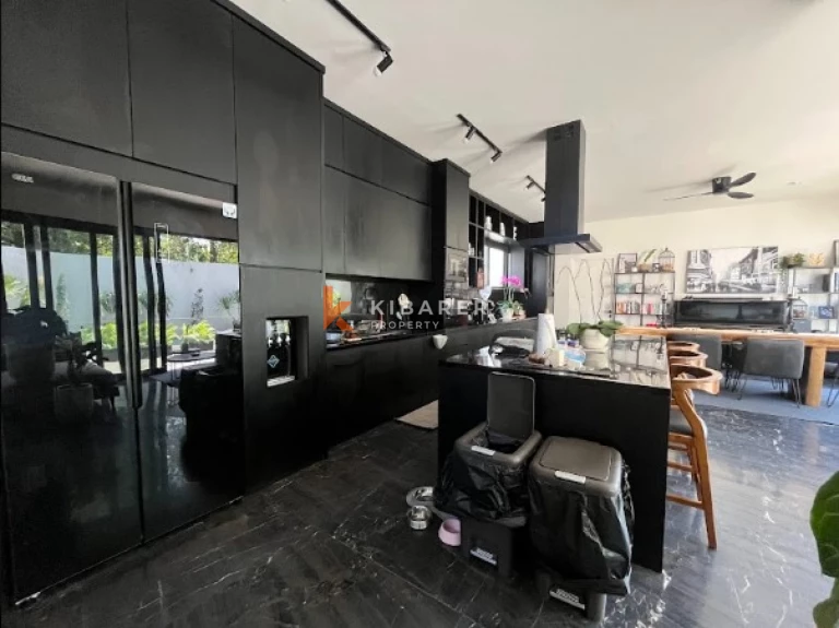 Exceptional Five Bedroom Villa with Rooftop in Kerobokan