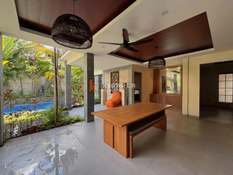 Villa balinaise paisible de 3 chambres avec bureau et cadre tropical à Umalas