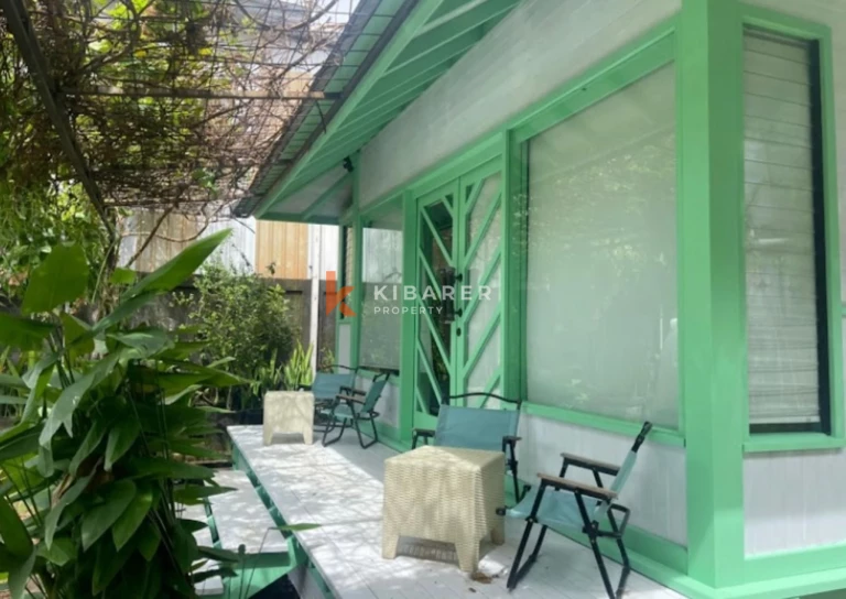 Tropical One Bedroom Cabin Hideaway with Shared Pool in Serangan