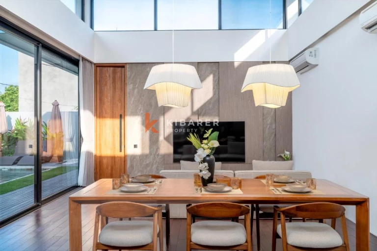Bright Contemporary Two Bedroom Villa in Canggu Padang Tawang