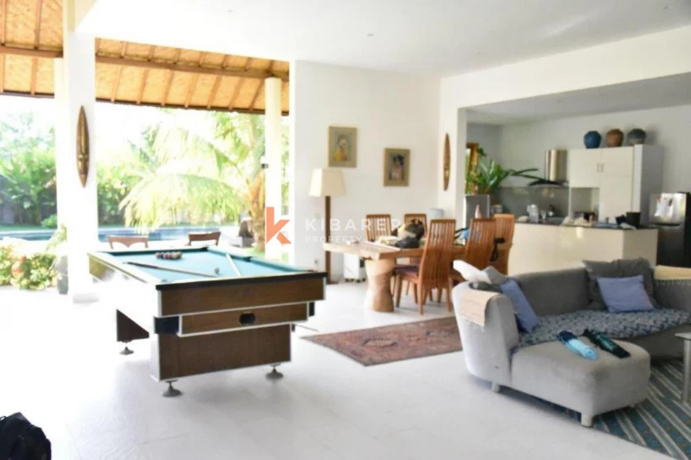 Island Paradise – Vila Tiga Kamar Tidur yang Dikelilingi Alam di Amed