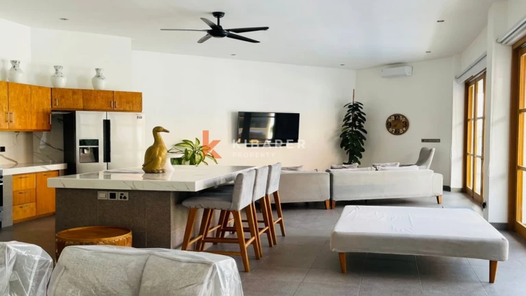 Amazing Newly Renovated Three Bedrooms Enclosed Living Villa In Kerobokan