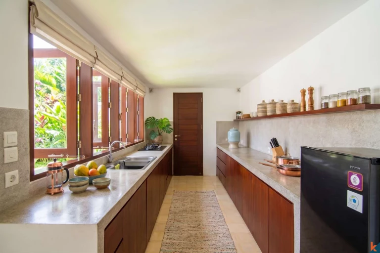 Maison de trois chambres de style traditionnel avec vue sur la jungle à Kediri - Tabanan