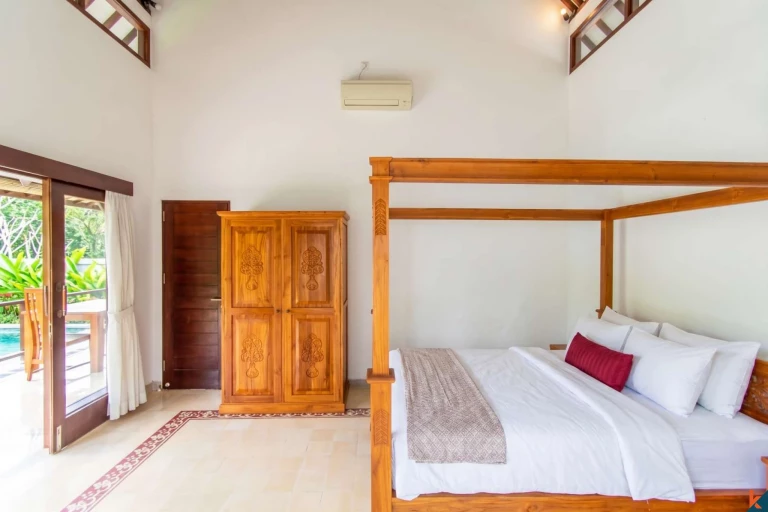 Maison de trois chambres de style traditionnel avec vue sur la jungle à Kediri - Tabanan