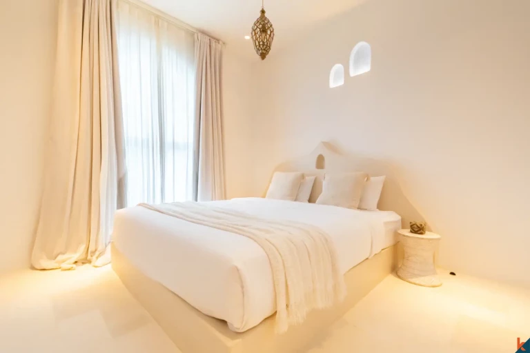 Beautiful Three Bedroom Leasehold Mediterranean villa with Ocean Views in Seseh