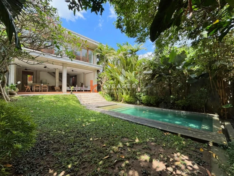 Lost in the Tropics – Two Bedroom Garden Villa in Pererenan