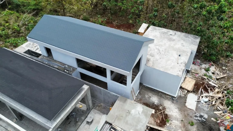 Les 4 terrains stratégiques sont des terrains en location avec un projet de villas existant à Ungasan