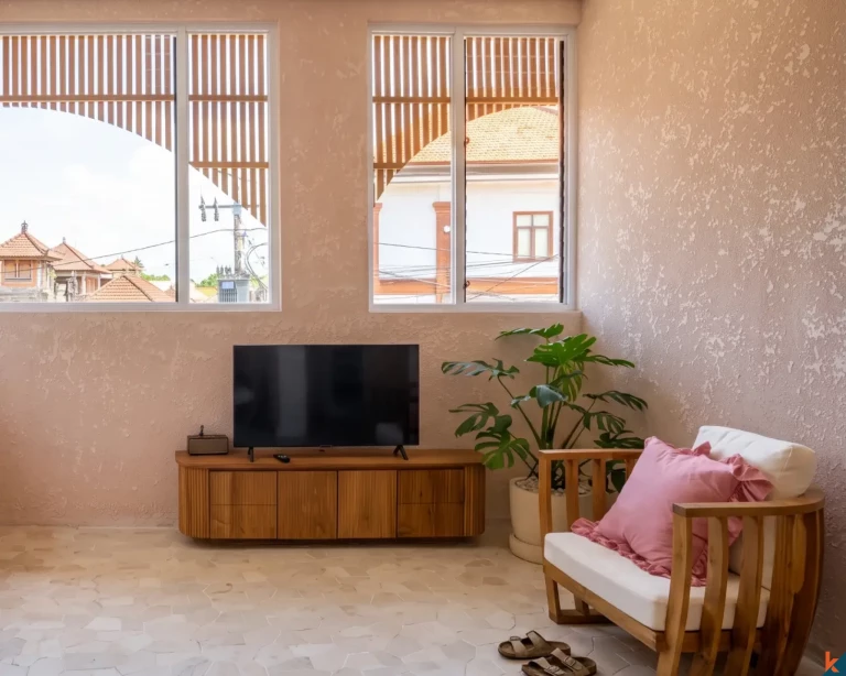 Kompleks Apartemen Sewa Empat Unit yang Elegan di Tumbak Bayuh yang Tenang