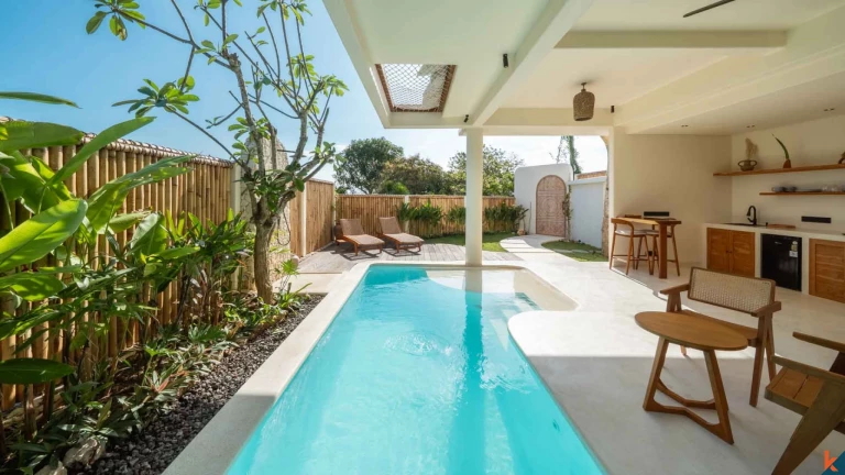 Vila Mediterania Modern Satu Kamar Tidur dengan Pemandangan Laut di Nusa Lembongan