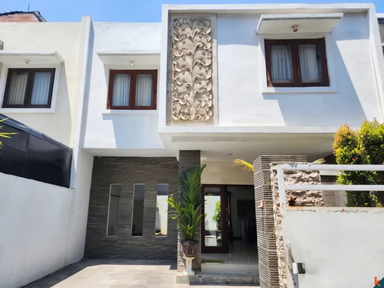 Freehold three bedroom townhouse style property for sale in Sanur