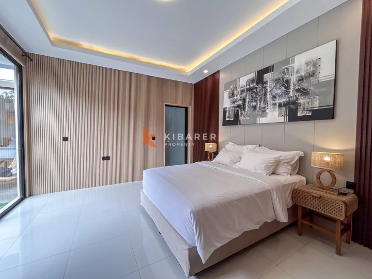 Villa Kolam Renang Modern Dua Kamar Tidur yang Menawan di Padonan
