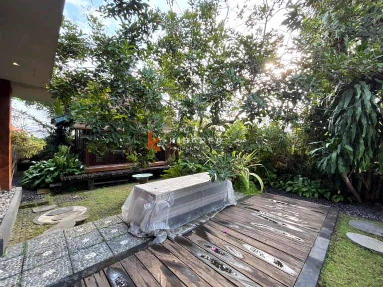 The Island House – Three Bedroom Garden Villa in Munggu