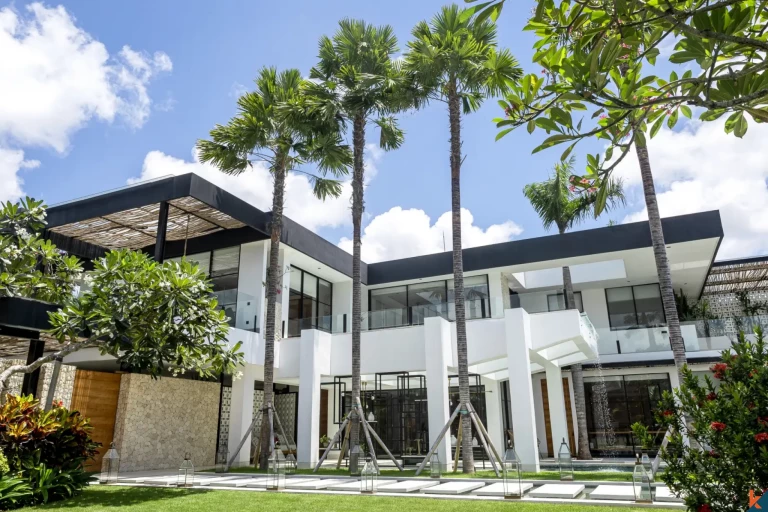 Luxurious Freehold Modern Designer Villa for Sale in Canggu