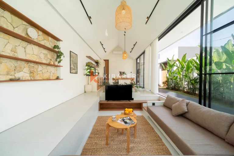 Stylish Two-Bedroom Villa with Private Pool in Tabanan