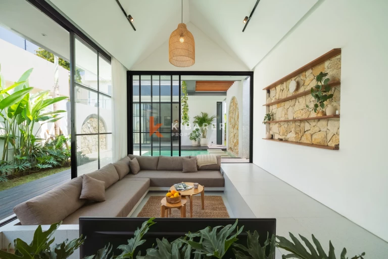 Stylish Two-Bedroom Villa with Private Pool in Tabanan