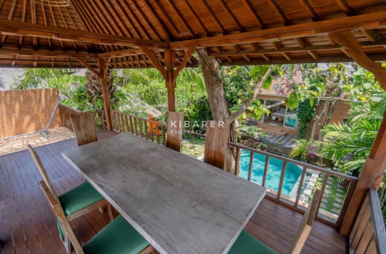 Spacious Tropical Three Bedroom Villa Near Jimbaran