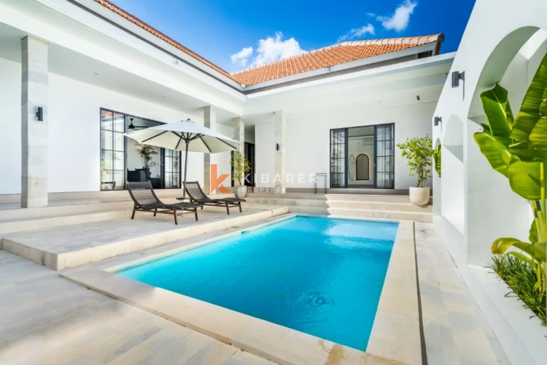 Tropical Three-Bedroom Pool Villa in Canggu