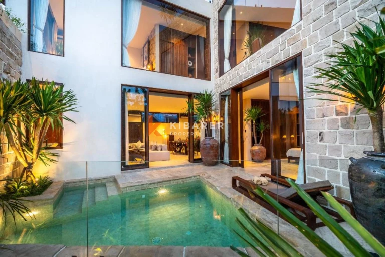 Rustic Luxury Four-Bedroom Villa in Abasan Canggu near Berawa