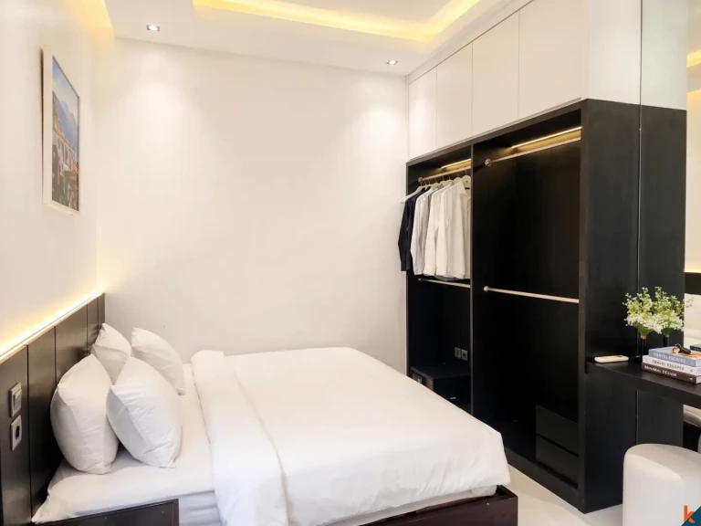 Properti Modern Dua Kamar Tidur Hak Milik di Lokasi Strategis Seminyak - Petitenget