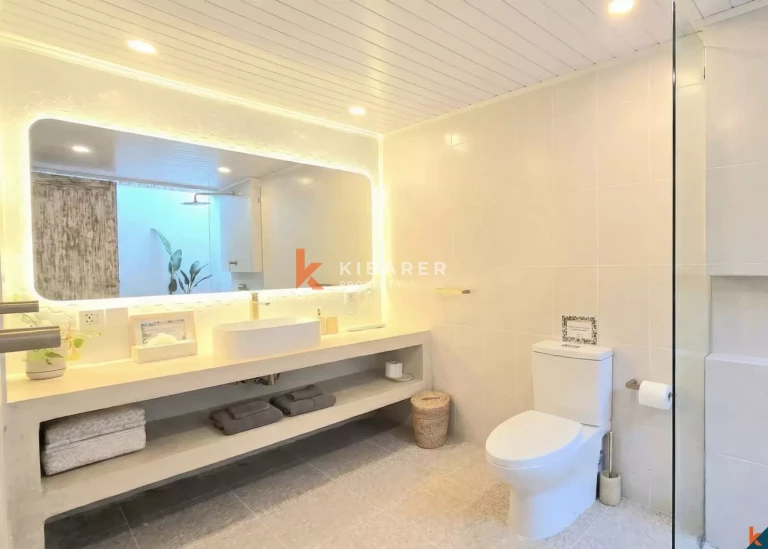 Charming Two Bedroom Villa in Batu Bolong Beach