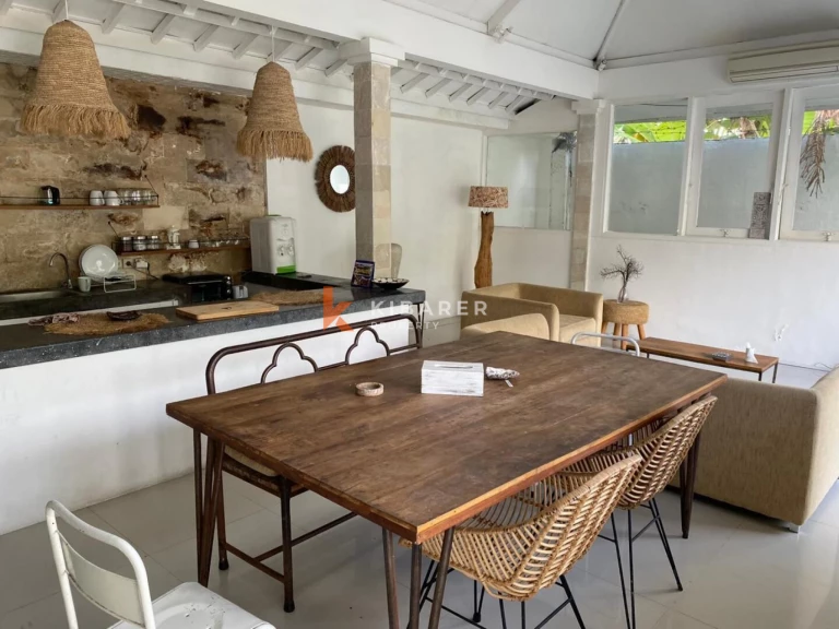 Un havre de paix à Kerobokan – Villa avec jardin et trois chambres