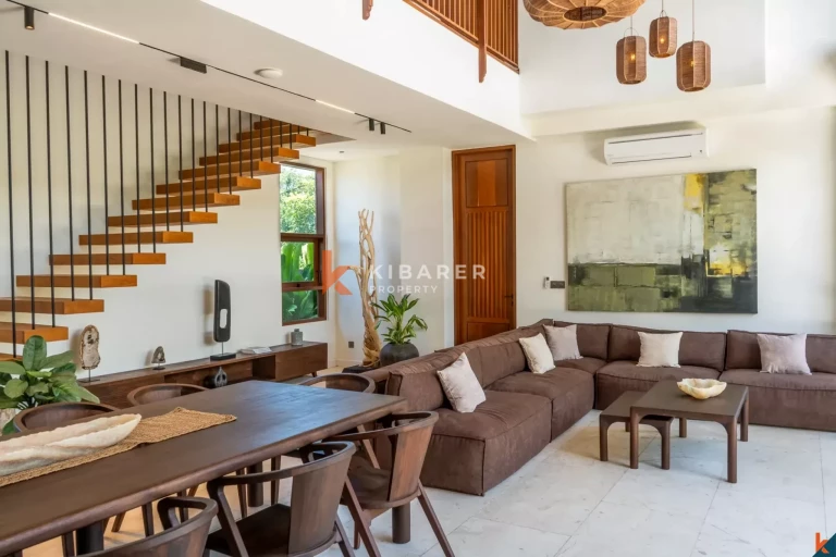 Magnificent Six-Bedroom Private Villa Near Nyanyi Beach