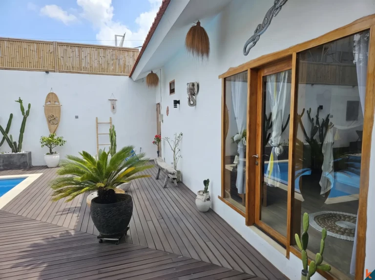 Beautiful 2-Bedroom Villa with Large Pool in Seminyak