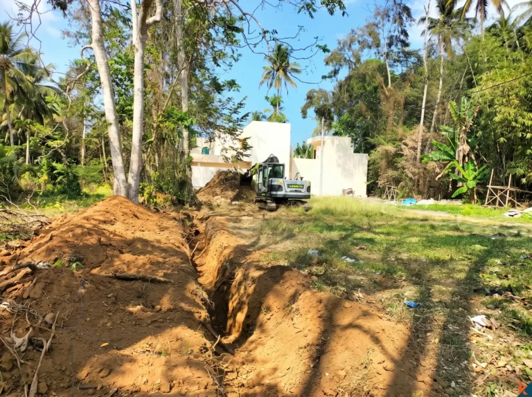 Tanah Hak Milik Langka 53 Are Tepi Sungai 3 Menit ke Pantai Pasut