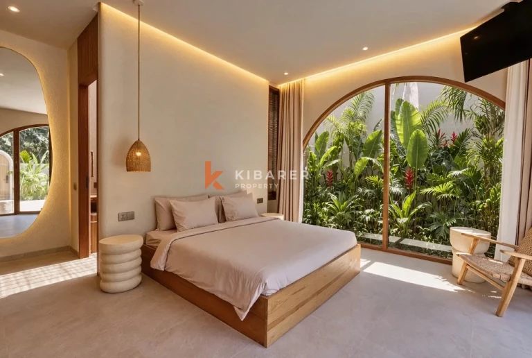Tropical One-Bedroom Pool Villa with Elegant Arched Design and Private Garden in Uluwatu